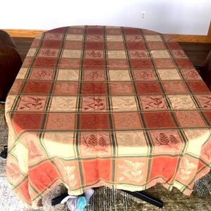 Fall themed table cloth